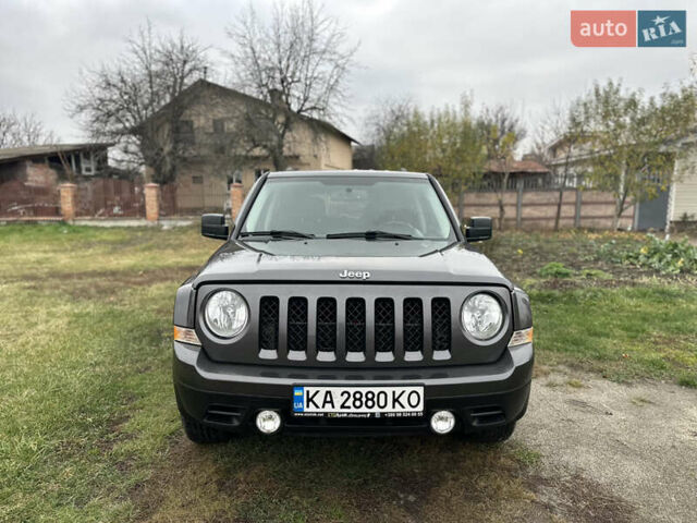 Серый Джип Патриот, объемом двигателя 2.36 л и пробегом 174 тыс. км за 8500 $, фото 10 на Automoto.ua