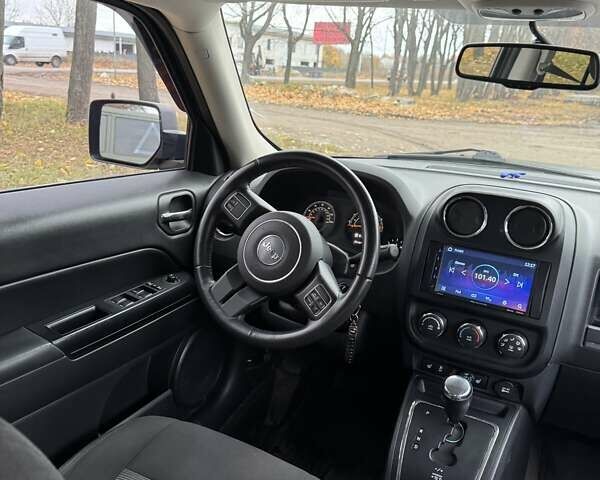 Серый Джип Патриот, объемом двигателя 2.4 л и пробегом 95 тыс. км за 13500 $, фото 8 на Automoto.ua