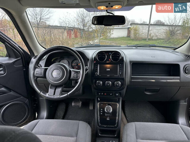 Серый Джип Патриот, объемом двигателя 2.36 л и пробегом 174 тыс. км за 8500 $, фото 18 на Automoto.ua