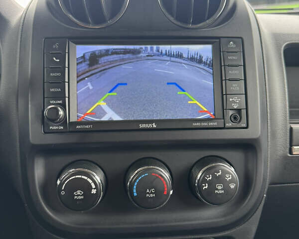 Джип Патриот 2015 в Киеве на Automoto.ua Серый Джип Патриот, объемом двигателя 2.36 л и пробегом 212 тыс. км за 10500 $, фото 10 на Automoto.ua