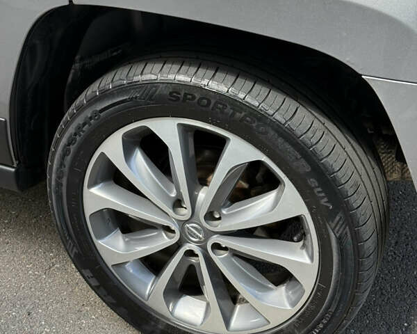 Сірий Джип Patriot, об'ємом двигуна 2.4 л та пробігом 170 тис. км за 9500 $, фото 5 на Automoto.ua