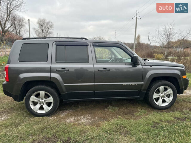 Серый Джип Патриот, объемом двигателя 2.36 л и пробегом 174 тыс. км за 8500 $, фото 7 на Automoto.ua