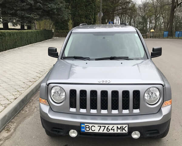 Сірий Джип Patriot, об'ємом двигуна 2 л та пробігом 205 тис. км за 10000 $, фото 8 на Automoto.ua