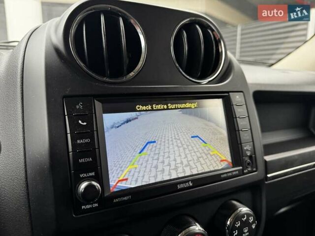 Серый Джип Патриот, объемом двигателя 2.36 л и пробегом 213 тыс. км за 9800 $, фото 20 на Automoto.ua