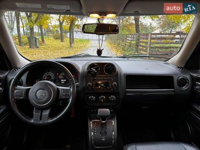 Джип Патриот 2015 в Киеве на Automoto.ua Серый Джип Патриот, объемом двигателя 2.4 л и пробегом 159 тыс. км за 11590 $, фото 24 на Automoto.ua