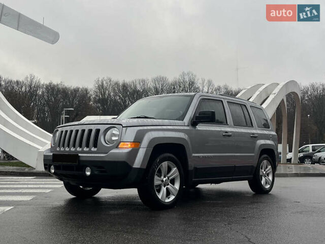 Серый Джип Патриот, объемом двигателя 2 л и пробегом 200 тыс. км за 9999 $, фото 1 на Automoto.ua
