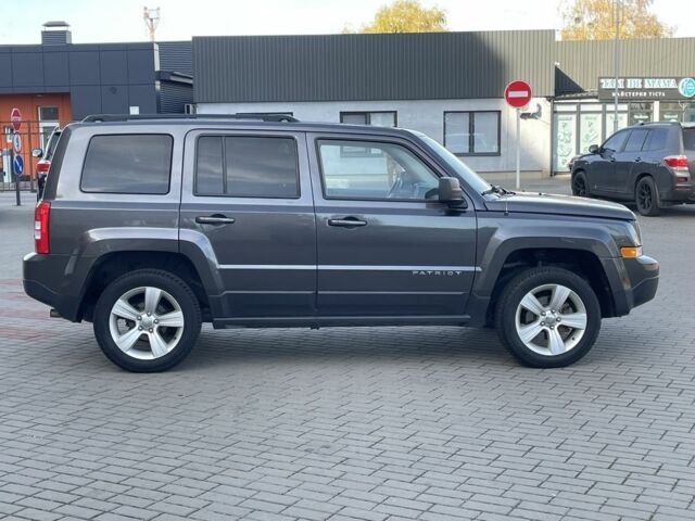 Сірий Джип Patriot, об'ємом двигуна 2.4 л та пробігом 161 тис. км за 10500 $, фото 10 на Automoto.ua