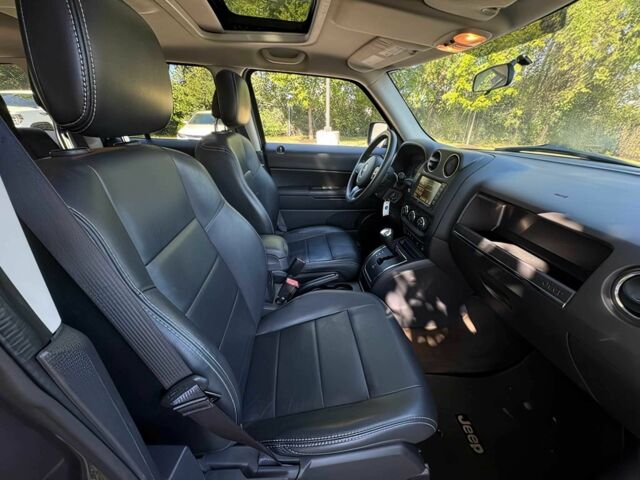 Сірий Джип Patriot, об'ємом двигуна 2 л та пробігом 76 тис. км за 3400 $, фото 13 на Automoto.ua