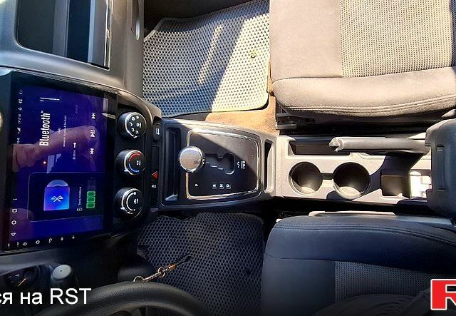 Серый Джип Патриот, объемом двигателя 2.4 л и пробегом 154 тыс. км за 11000 $, фото 7 на Automoto.ua