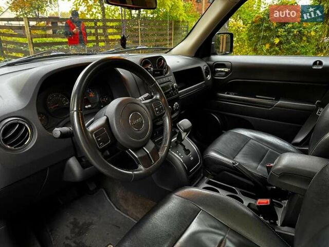 Джип Патриот 2015 в Киеве на Automoto.ua Серый Джип Патриот, объемом двигателя 2.4 л и пробегом 159 тыс. км за 11590 $, фото 11 на Automoto.ua