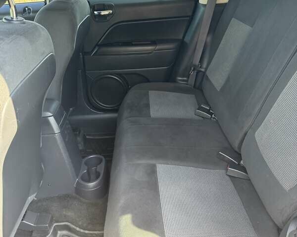 Серый Джип Патриот, объемом двигателя 2.4 л и пробегом 95 тыс. км за 13500 $, фото 14 на Automoto.ua