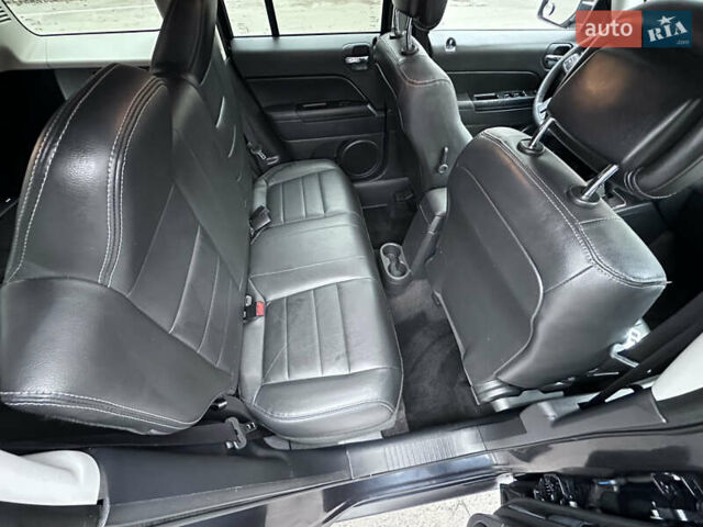 Серый Джип Патриот, объемом двигателя 2.36 л и пробегом 120 тыс. км за 11000 $, фото 18 на Automoto.ua