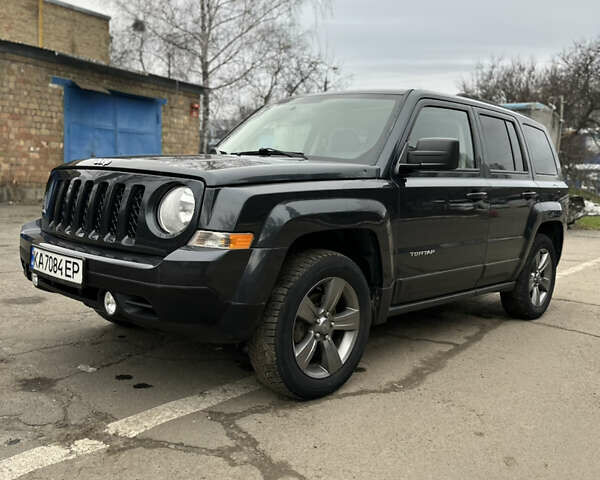 Серый Джип Патриот, объемом двигателя 2.36 л и пробегом 120 тыс. км за 11000 $, фото 6 на Automoto.ua