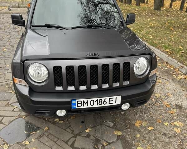 Серый Джип Патриот, объемом двигателя 2.4 л и пробегом 95 тыс. км за 13500 $, фото 1 на Automoto.ua