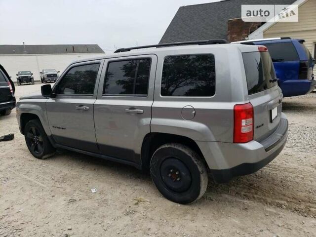 Серый Джип Патриот, объемом двигателя 2.36 л и пробегом 165 тыс. км за 2000 $, фото 4 на Automoto.ua