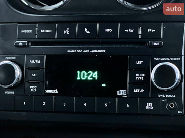 Серый Джип Патриот, объемом двигателя 2 л и пробегом 97 тыс. км за 10750 $, фото 8 на Automoto.ua