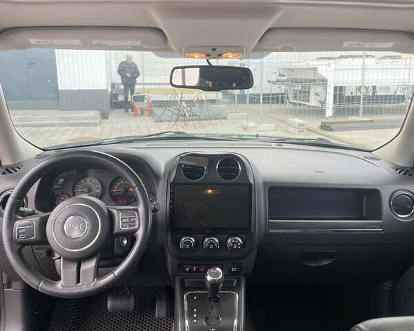 Сірий Джип Patriot, об'ємом двигуна 2.36 л та пробігом 197 тис. км за 11500 $, фото 15 на Automoto.ua