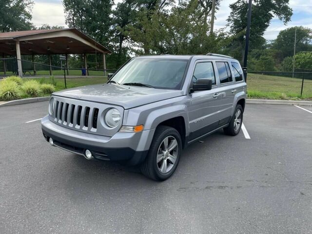 Серый Джип Патриот, объемом двигателя 2.4 л и пробегом 78 тыс. км за 5500 $, фото 1 на Automoto.ua