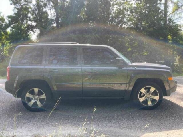Серый Джип Патриот, объемом двигателя 2 л и пробегом 112 тыс. км за 2500 $, фото 6 на Automoto.ua