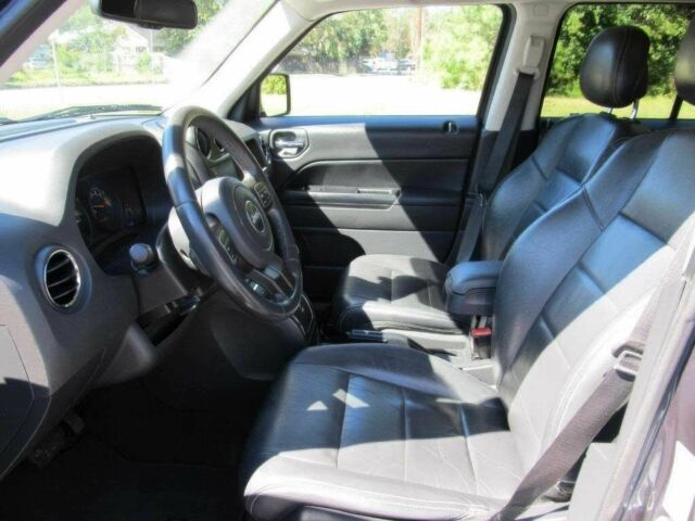 Серый Джип Патриот, объемом двигателя 2 л и пробегом 73 тыс. км за 7000 $, фото 9 на Automoto.ua