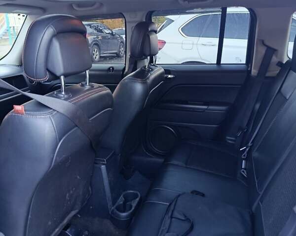 Джип Патриот 2016 в Боярка на Automoto.ua Серый Джип Патриот, объемом двигателя 2.36 л и пробегом 143 тыс. км за 11800 $, фото 19 на Automoto.ua