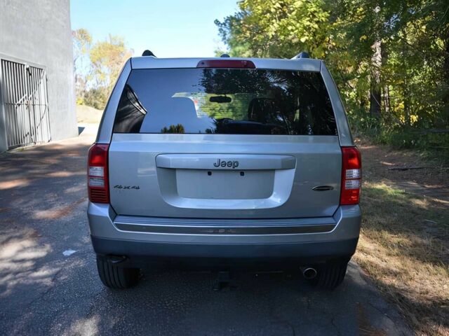 Серый Джип Патриот, объемом двигателя 2.4 л и пробегом 70 тыс. км за 3500 $, фото 5 на Automoto.ua