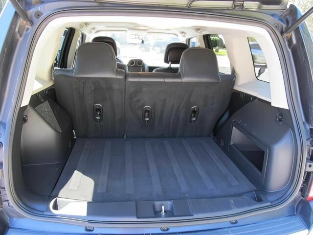 Серый Джип Патриот, объемом двигателя 2 л и пробегом 72 тыс. км за 7800 $, фото 12 на Automoto.ua