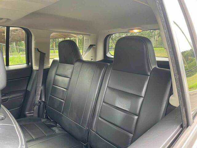 Серый Джип Патриот, объемом двигателя 2.4 л и пробегом 78 тыс. км за 5500 $, фото 9 на Automoto.ua