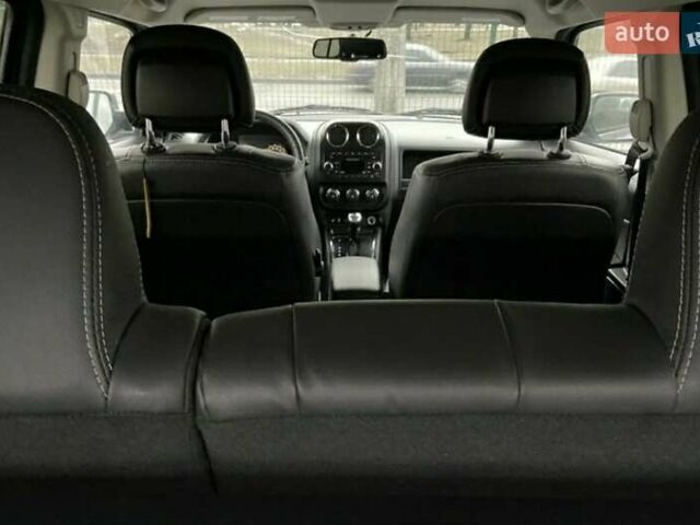 Серый Джип Патриот, объемом двигателя 2 л и пробегом 99 тыс. км за 12300 $, фото 4 на Automoto.ua