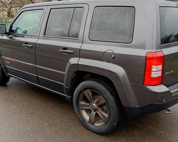 Сірий Джип Patriot, об'ємом двигуна 2.36 л та пробігом 156 тис. км за 11500 $, фото 2 на Automoto.ua