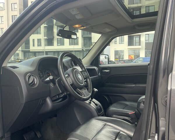 Сірий Джип Patriot, об'ємом двигуна 2.36 л та пробігом 197 тис. км за 11500 $, фото 12 на Automoto.ua