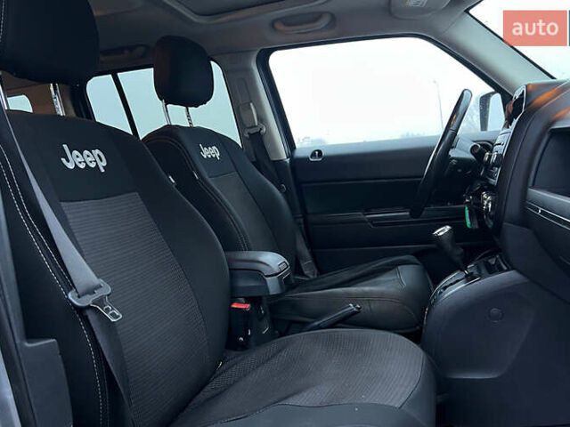 Серый Джип Патриот, объемом двигателя 2 л и пробегом 97 тыс. км за 10750 $, фото 12 на Automoto.ua