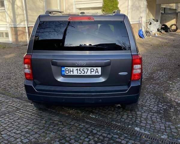 Сірий Джип Patriot, об'ємом двигуна 2.36 л та пробігом 220 тис. км за 11000 $, фото 3 на Automoto.ua