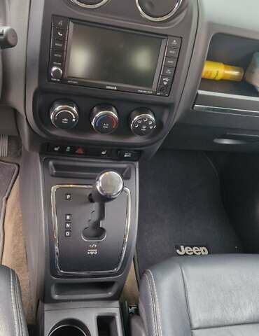 Джип Патриот 2016 в Хмельницком на Automoto.ua Серый Джип Патриот, объемом двигателя 2.4 л и пробегом 78 тыс. км за 14000 $, фото 10 на Automoto.ua
