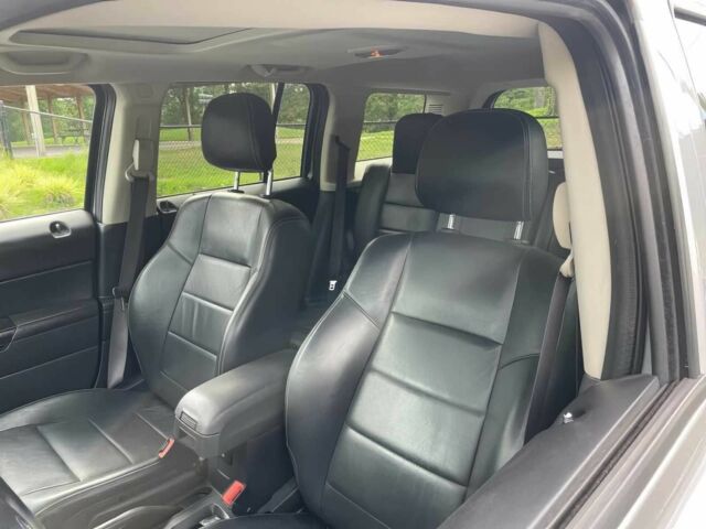 Серый Джип Патриот, объемом двигателя 2.4 л и пробегом 72 тыс. км за 3000 $, фото 8 на Automoto.ua