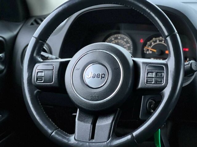 Серый Джип Патриот, объемом двигателя 2 л и пробегом 97 тыс. км за 10750 $, фото 13 на Automoto.ua