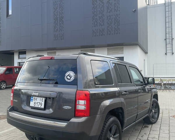 Сірий Джип Patriot, об'ємом двигуна 2.36 л та пробігом 197 тис. км за 11500 $, фото 6 на Automoto.ua