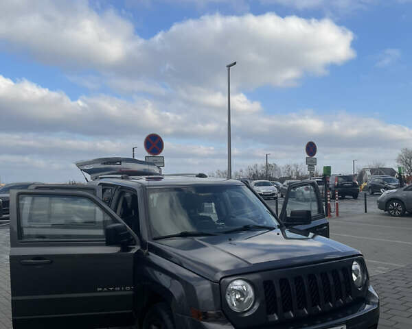 Сірий Джип Patriot, об'ємом двигуна 2.36 л та пробігом 197 тис. км за 11500 $, фото 26 на Automoto.ua
