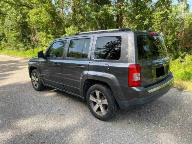 Серый Джип Патриот, объемом двигателя 2 л и пробегом 112 тыс. км за 2500 $, фото 4 на Automoto.ua