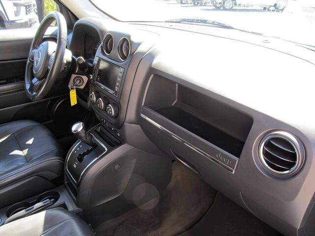 Серый Джип Патриот, объемом двигателя 2 л и пробегом 72 тыс. км за 7800 $, фото 9 на Automoto.ua