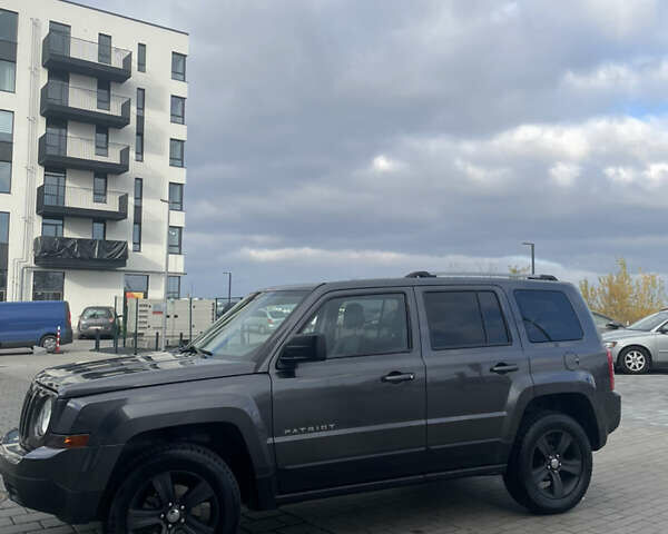 Сірий Джип Patriot, об'ємом двигуна 2.36 л та пробігом 197 тис. км за 11500 $, фото 3 на Automoto.ua