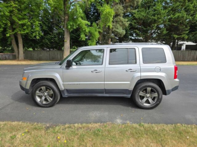 Серый Джип Патриот, объемом двигателя 2.4 л и пробегом 65 тыс. км за 4800 $, фото 2 на Automoto.ua