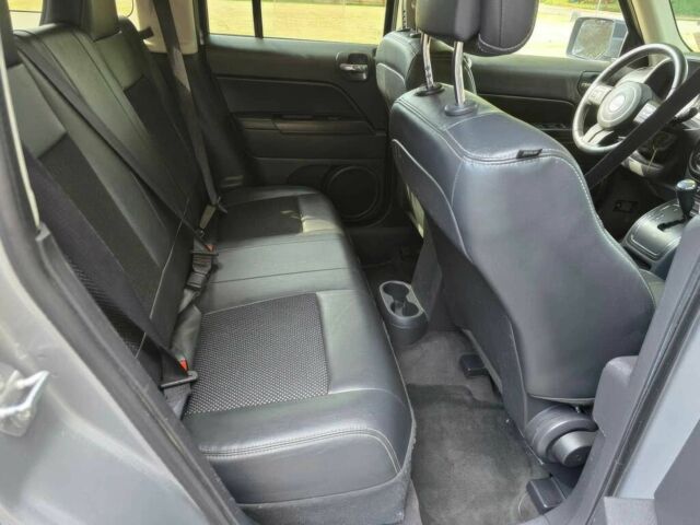 Серый Джип Патриот, объемом двигателя 2.4 л и пробегом 65 тыс. км за 4800 $, фото 10 на Automoto.ua