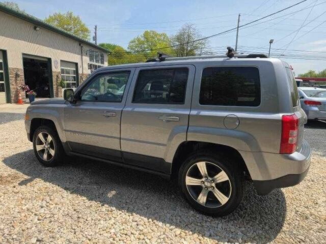 Серый Джип Патриот, объемом двигателя 2 л и пробегом 120 тыс. км за 2000 $, фото 6 на Automoto.ua