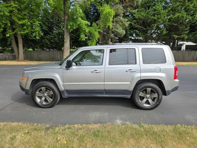 Серый Джип Патриот, объемом двигателя 2.4 л и пробегом 52 тыс. км за 7500 $, фото 2 на Automoto.ua