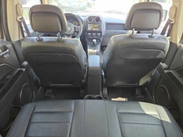 Серый Джип Патриот, объемом двигателя 2 л и пробегом 120 тыс. км за 2000 $, фото 11 на Automoto.ua