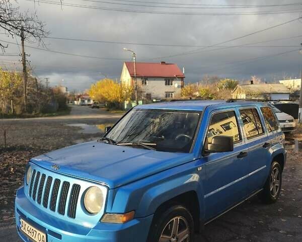 Синий Джип Патриот, объемом двигателя 2.36 л и пробегом 271 тыс. км за 6200 $, фото 2 на Automoto.ua