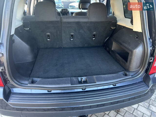 Синій Джип Patriot, об'ємом двигуна 2.36 л та пробігом 77 тис. км за 10300 $, фото 19 на Automoto.ua