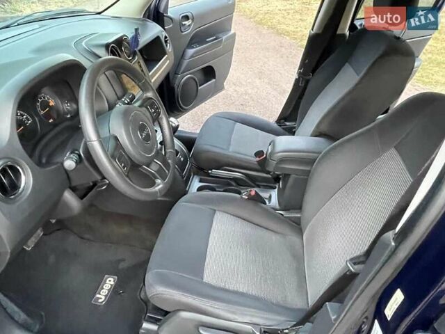 Синий Джип Патриот, объемом двигателя 2.36 л и пробегом 259 тыс. км за 9500 $, фото 9 на Automoto.ua
