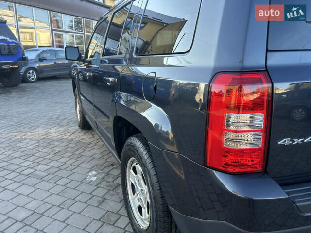 Синій Джип Patriot, об'ємом двигуна 2.36 л та пробігом 77 тис. км за 10300 $, фото 5 на Automoto.ua